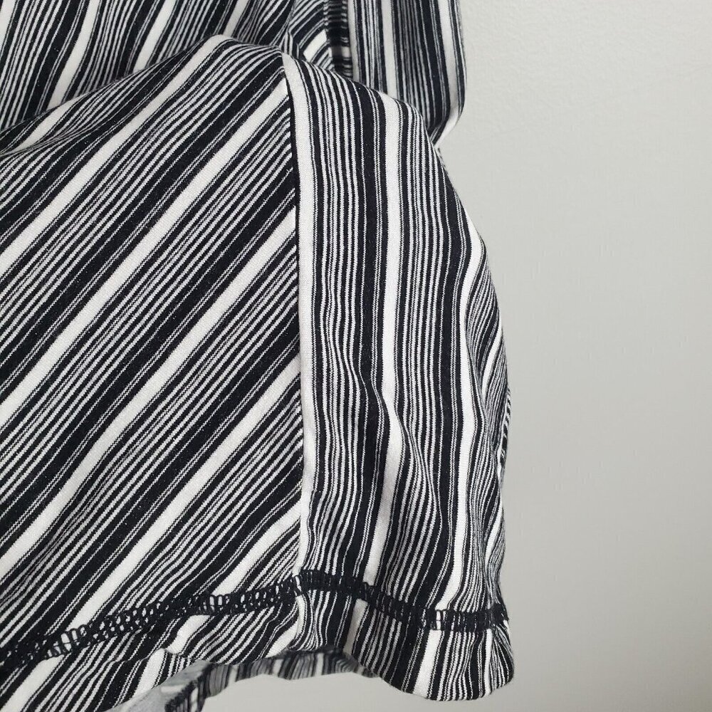 T By Talbots Shift Dress Small Black White Stripe Bodycon Pockets Athleisure - Picture 14 of 16